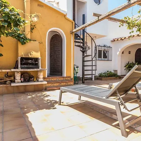 Empurialola -casa Con Piscina En Empuriabrava-148 Villa